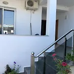 Casa de hóspedes Elvis Caca Ksamil