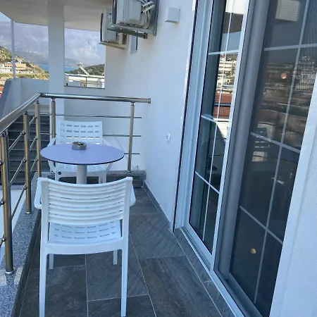 Elvis Caca Guest house Ksamil