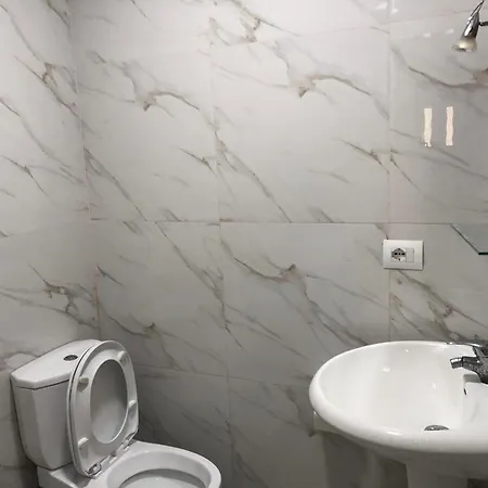 Elvis Caca Affittacamere Ksamil