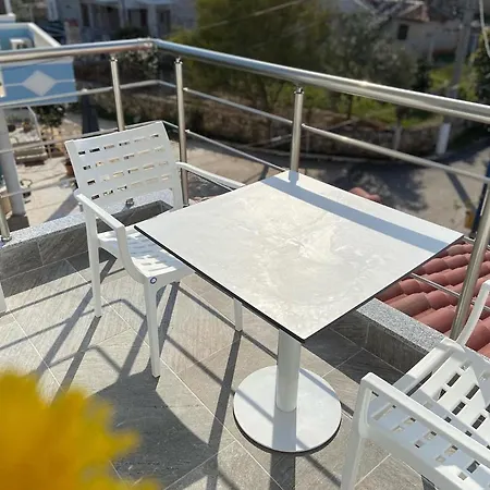 Elvis Caca 4* Ksamil